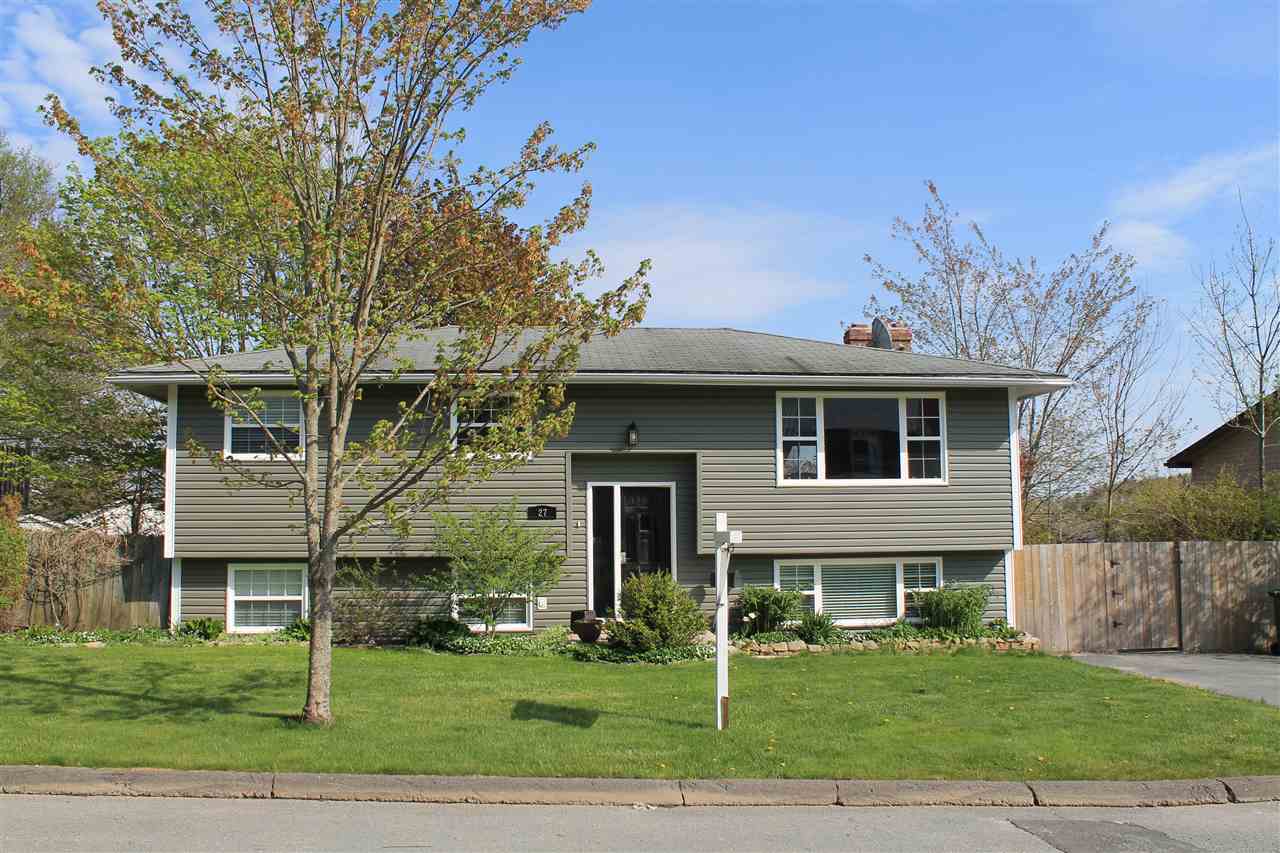 Main Photo: 27 LUMSDEN Crescent in Lower Sackville: 25-Sackville Residential for sale (Halifax-Dartmouth) : MLS®# 201604253