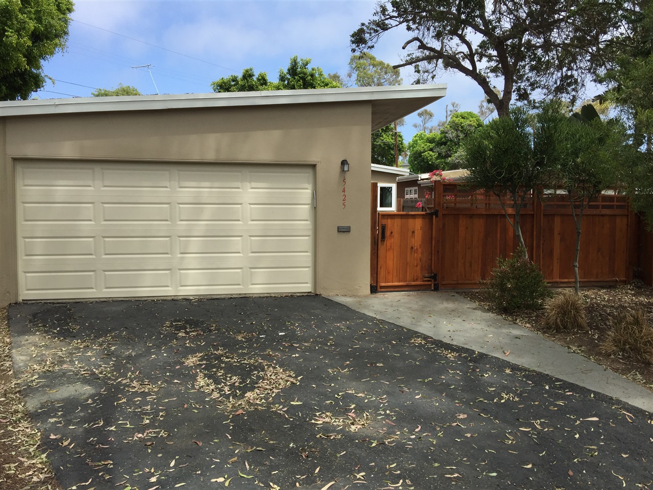 Main Photo: LA JOLLA House for rent : 3 bedrooms : 5425 Waverly Ave