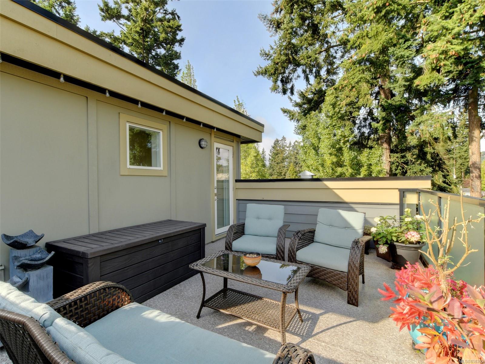 FEATURED LISTING: 110 - 2726 Peatt Rd