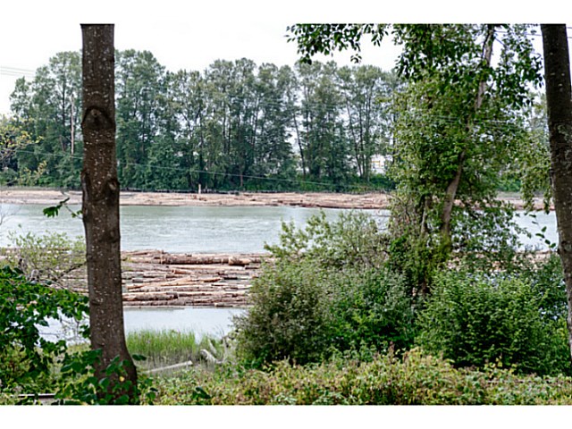 FEATURED LISTING: 2376 QUAYSIDE Court Vancouver