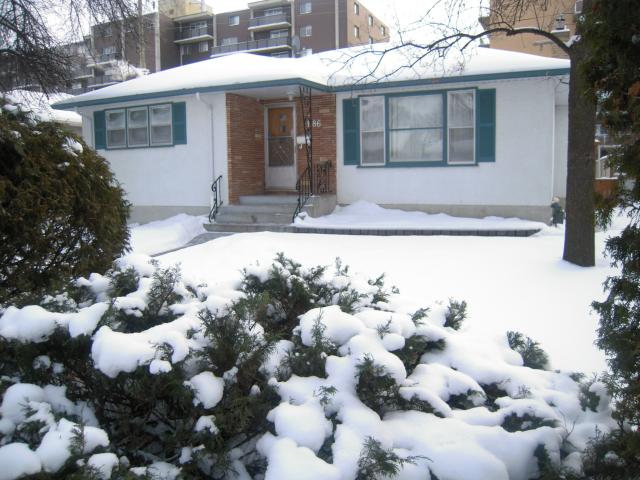 FEATURED LISTING: 1186 Lorette Avenue WINNIPEG