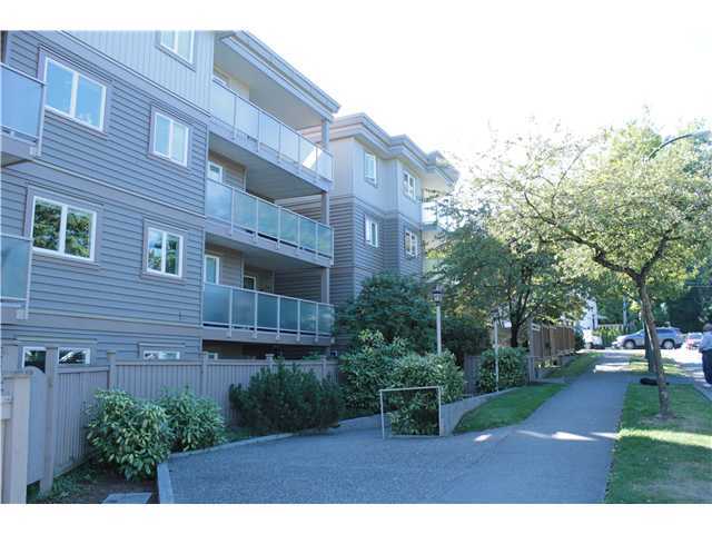 FEATURED LISTING: 301 - 998 19TH Avenue West Vancouver