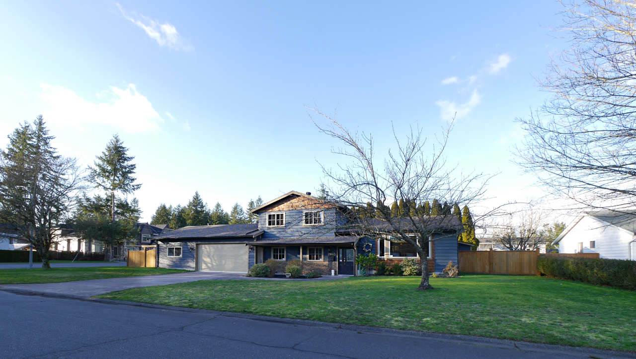 Main Photo: 19663 35A AVENUE in Langley: Brookswood Langley House for sale : MLS®# R2038490
