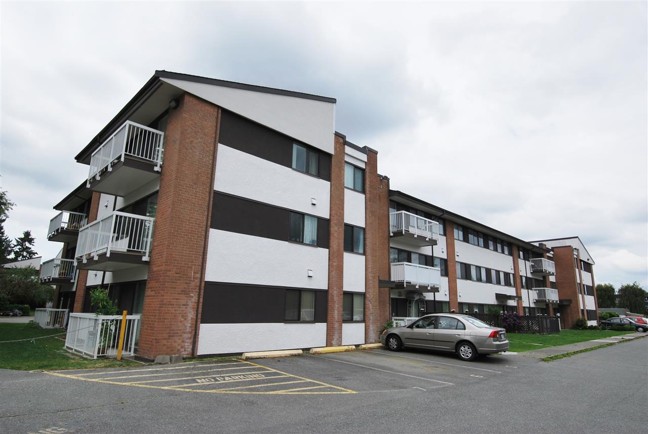 Main Photo: 307 8080 RYAN ROAD in Richmond: South Arm Condo for sale : MLS®# R2049150