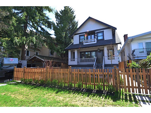 FEATURED LISTING: 3410 3RD Avenue West Vancouver