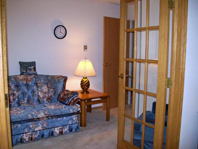 Photo 5: Photos: 885 Wilkes Avenue in WINNIPEG: River Heights / Tuxedo / Linden Woods Condominium for sale (South Winnipeg)  : MLS(r) # 1210491