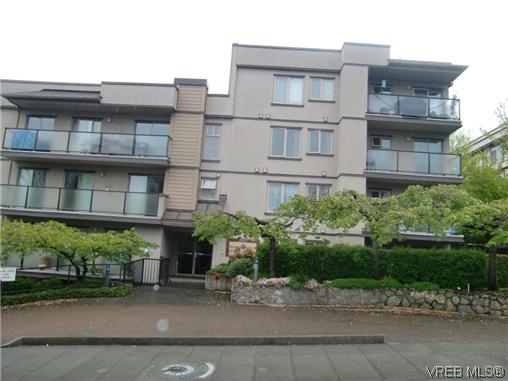 FEATURED LISTING: 406 - 2527 Quadra St VICTORIA