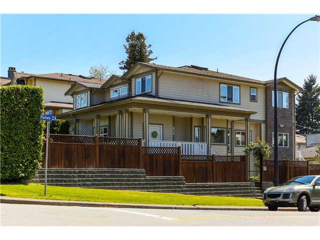 Main Photo: 638 FORBES AV in North Vancouver: Lower Lonsdale Condo for sale : MLS® # V1118672