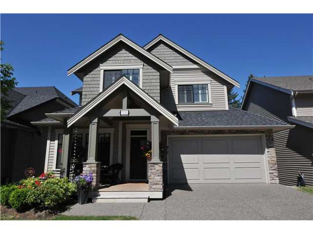 Main Photo: 7125 177A ST in Surrey: Cloverdale BC House for sale (Cloverdale) : MLS®# F1419223
