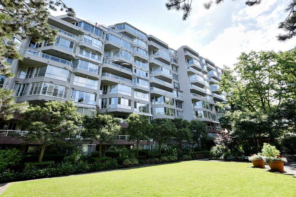 FEATURED LISTING: 606 - 518 MOBERLY Road Vancouver