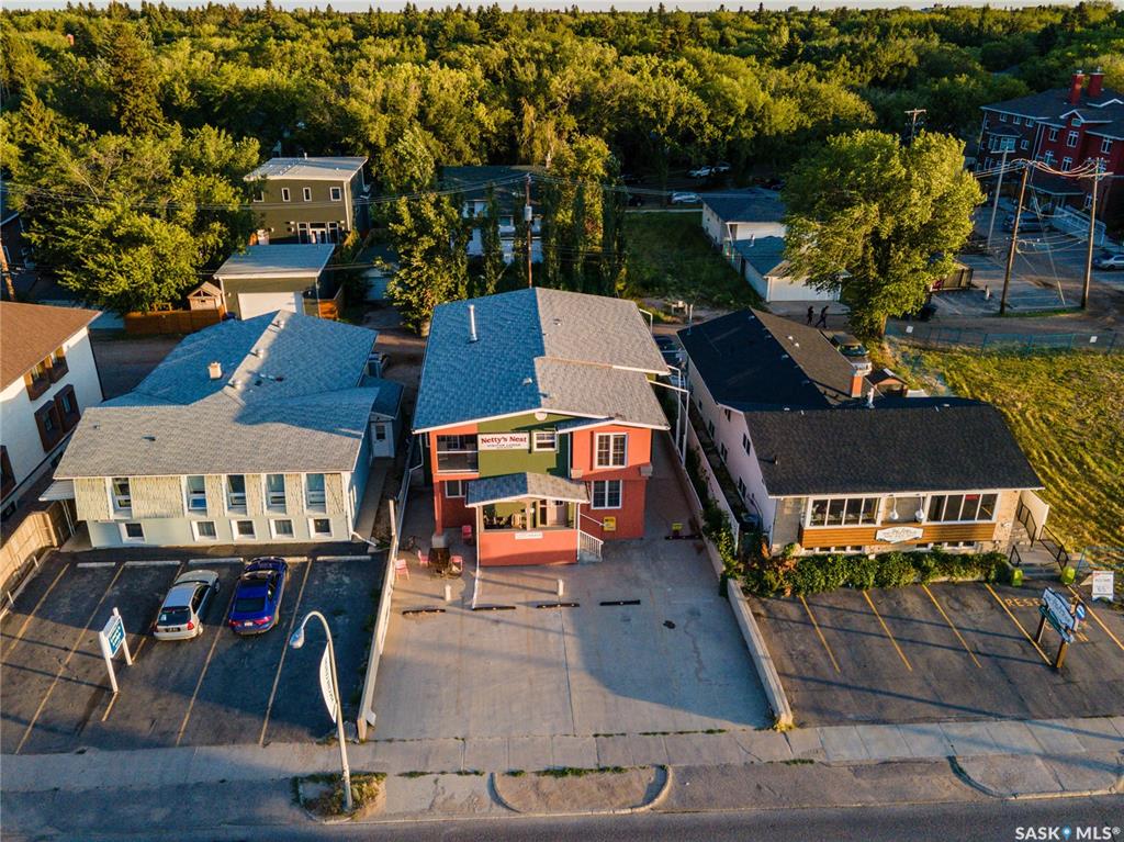 FEATURED LISTING: 1024 College Drive Saskatoon
