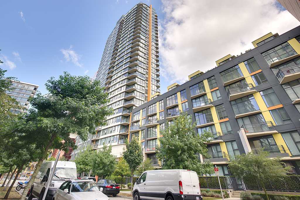 FEATURED LISTING: 702 - 33 SMITHE Street Vancouver