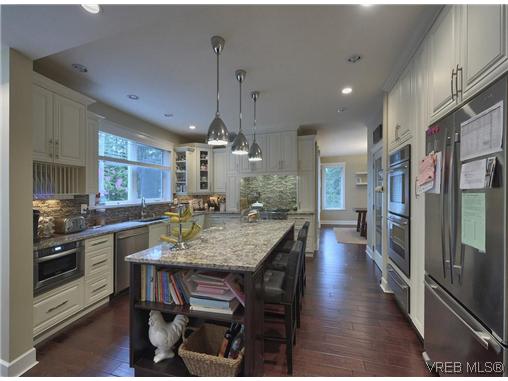 FEATURED LISTING: 710 Red Cedar Crt VICTORIA