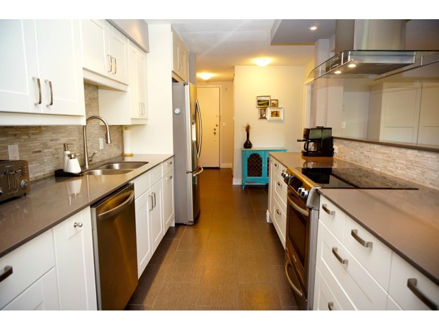 Main Photo: # 210 1720 W 12TH AV in Vancouver: Fairview VW Condo for sale (Vancouver West) : MLS®# V1101253