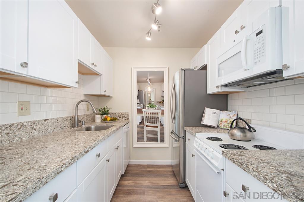 FEATURED LISTING: 104 4730 Noyes St San Diego