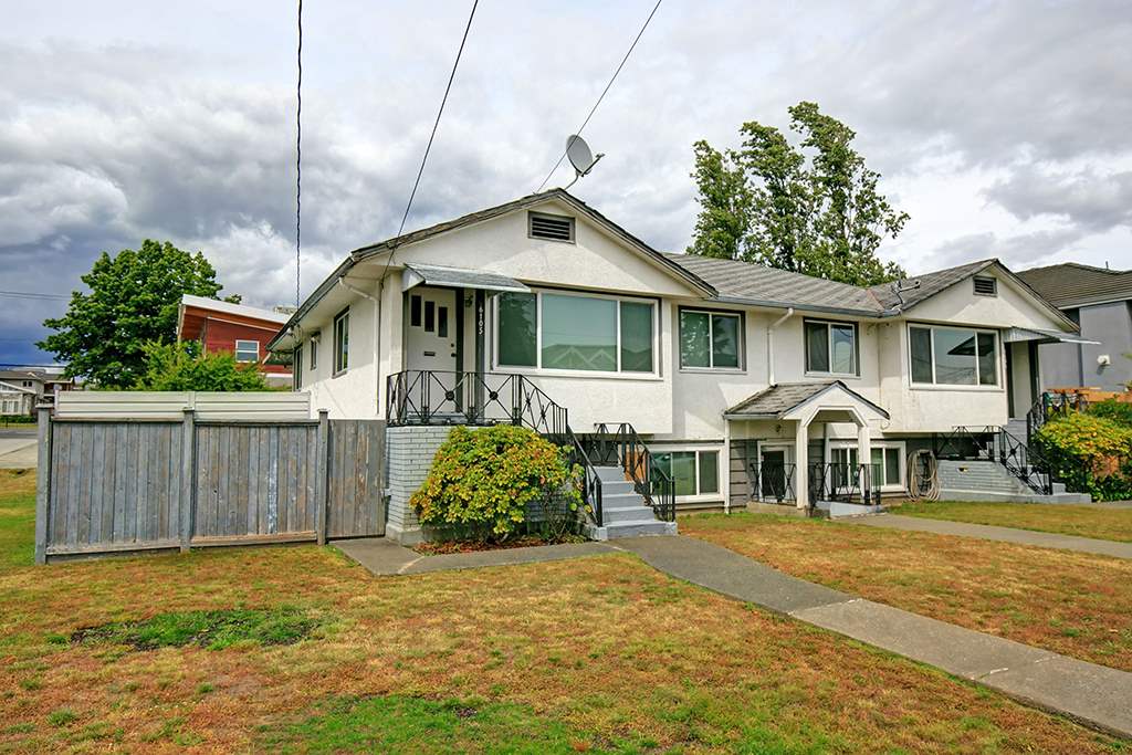 FEATURED LISTING: 6105 NEVILLE Street Burnaby