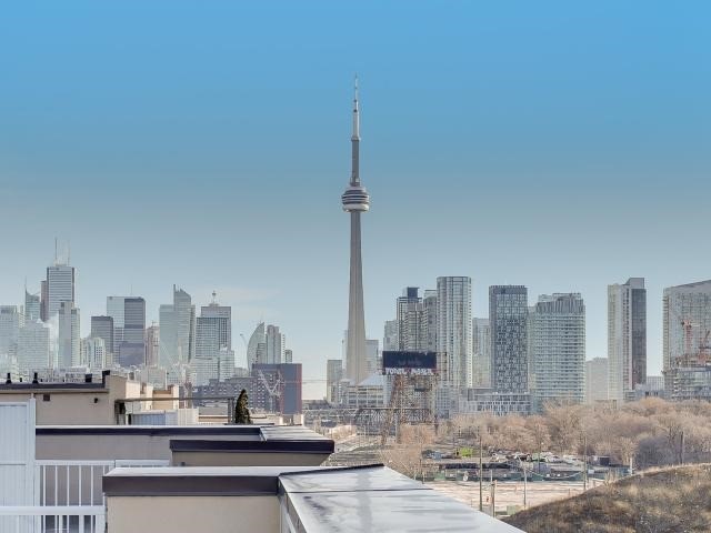 Main Photo: 50 East Liberty St Unit #1107 in Toronto: Niagara Condo for sale (Toronto C01) : MLS® # C3697064