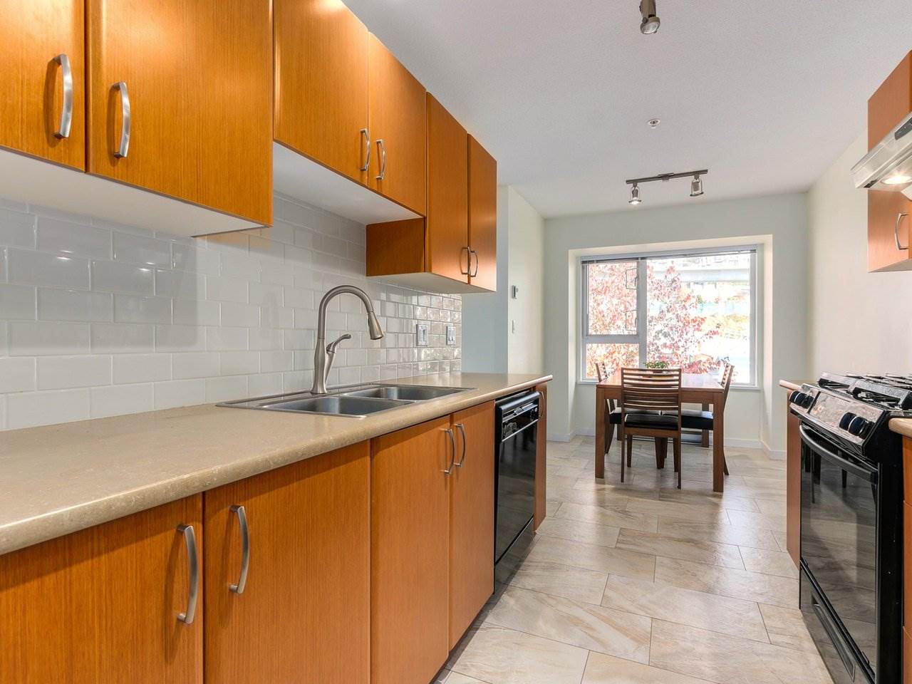 FEATURED LISTING: 306 4783 DAWSON Street Burnaby