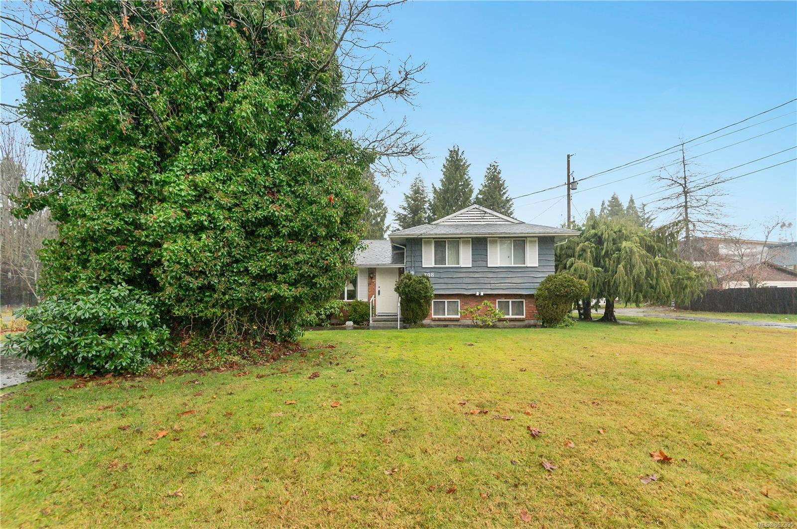 FEATURED LISTING: 308 Larwood Rd