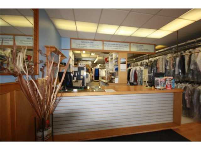 Main Photo: 2313 W 41ST Avenue in VANCOUVER: Kerrisdale Commercial for sale (Vancouver West) : MLS®# V4036205