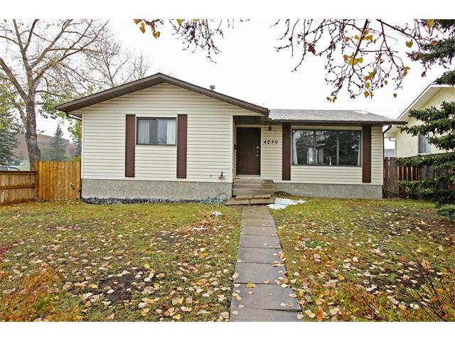 Main Photo: 4235 WHITEHORN DR NE in Calgary: Whitehorn House for sale : MLS®# C4086015