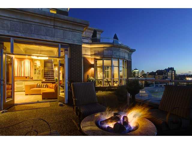 Main Photo: # 1302 690 PRINCETON WY SW in CALGARY: Eau Claire Condo for sale (Calgary) : MLS®# C3585095