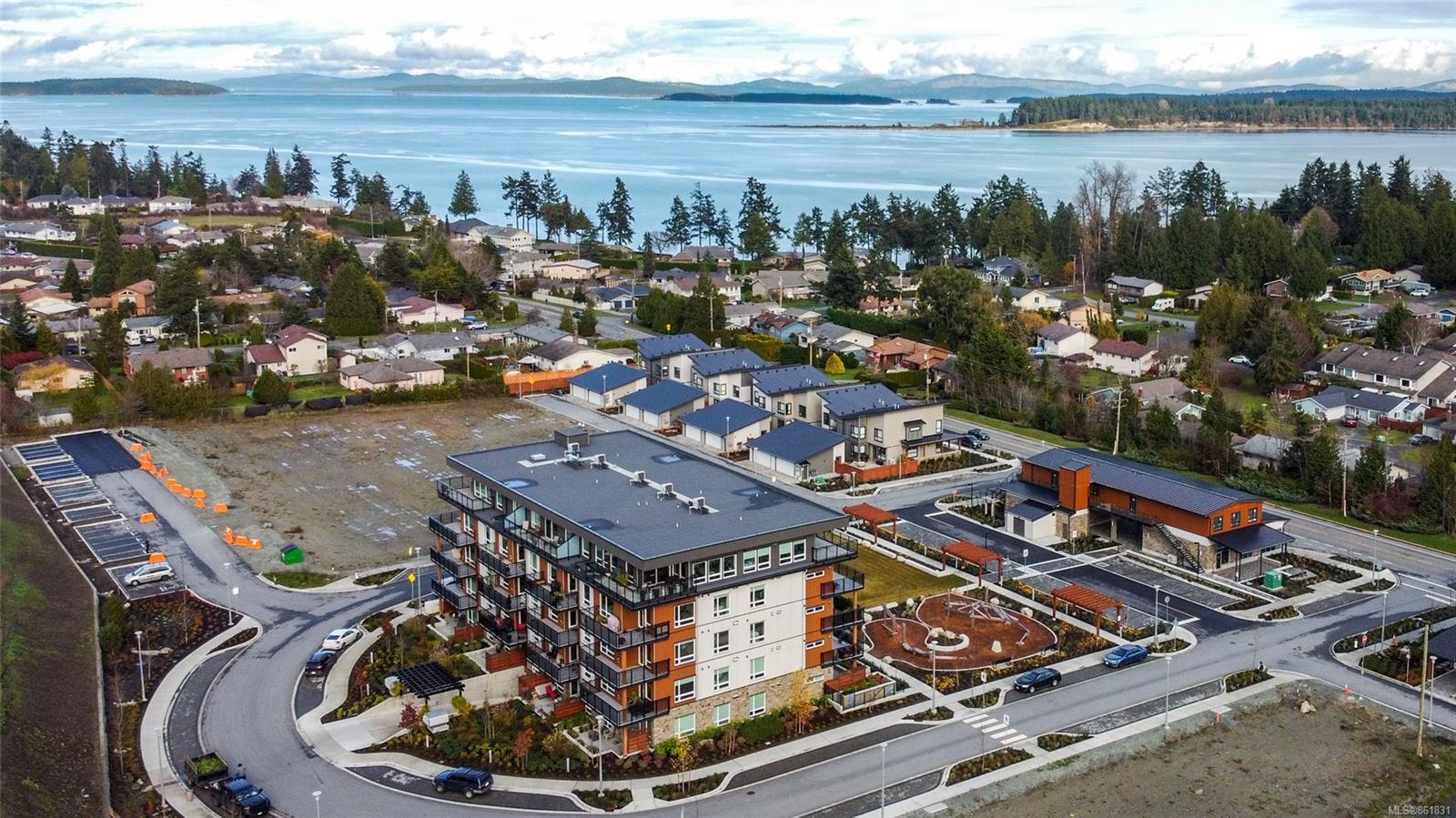 FEATURED LISTING: 307 - 2500 Hackett Cres