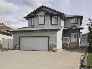 Main Photo: 8009 166A Avenue NW in EDMONTON: Zone 28 Single Family for sale (Edmonton)  : MLS(r) # E3314793