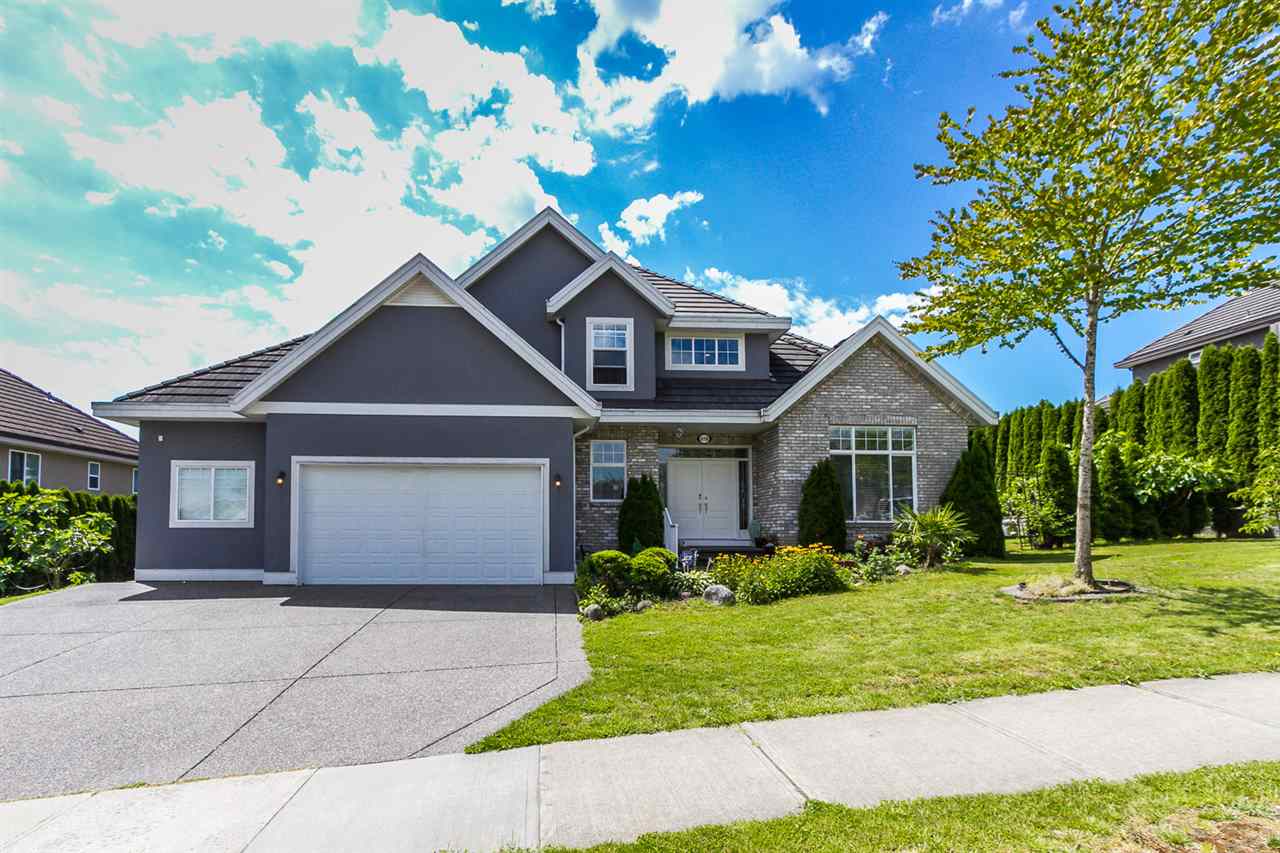 Main Photo: 16338 92 AVENUE in Surrey: Fleetwood Tynehead House for sale : MLS(r) # R2089070
