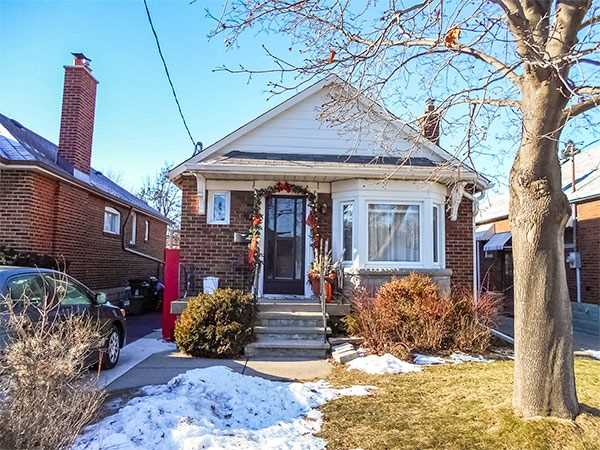 Main Photo: 8 Southridge Ave in Toronto: Danforth Village-East York Freehold for sale (Toronto E03) : MLS(r) # E3683506