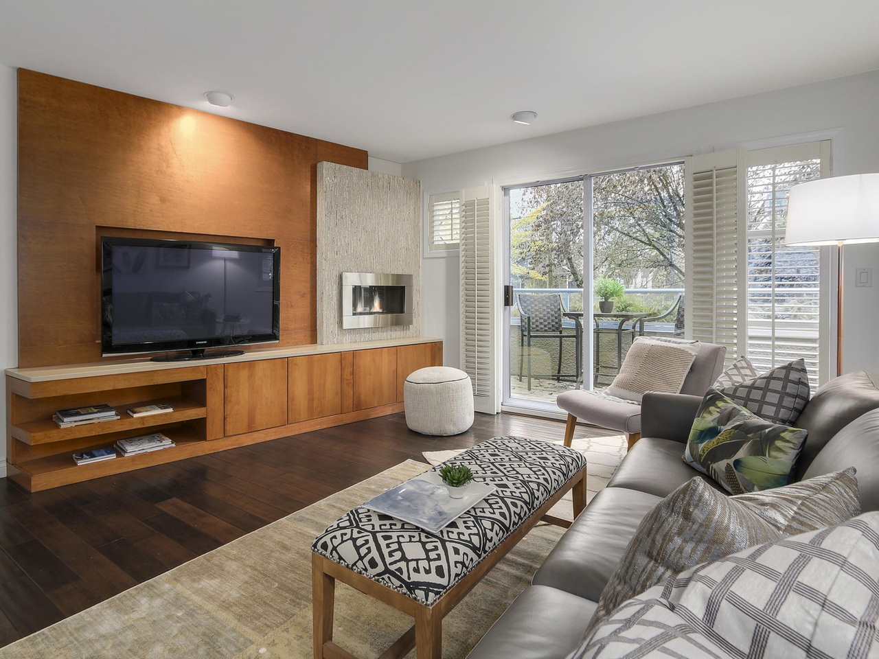 Main Photo: 2863 W 6TH AVENUE in Vancouver: Kitsilano House 1/2 Duplex for sale (Vancouver West) : MLS®# R2138450