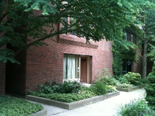 Main Photo: 5527 Kimbark Avenue in CHICAGO: Hyde Park Condo, Co-op, Townhome for sale ()  : MLS(r) # 08092830