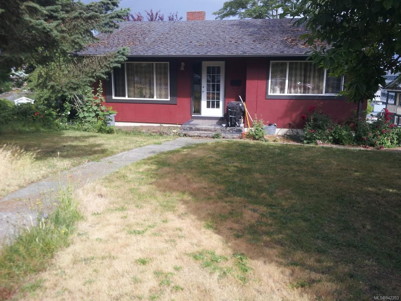 FEATURED LISTING: 406 Milford Cres NANAIMO