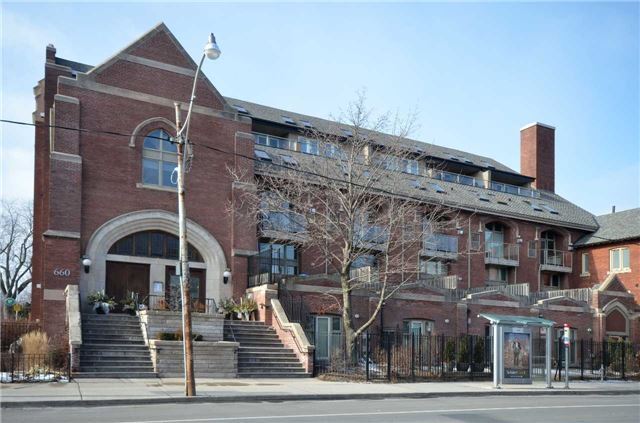 Main Photo: 660 Pape Ave Unit #206 in Toronto: North Riverdale Condo for sale (Toronto E01) : MLS(r) # E3405801