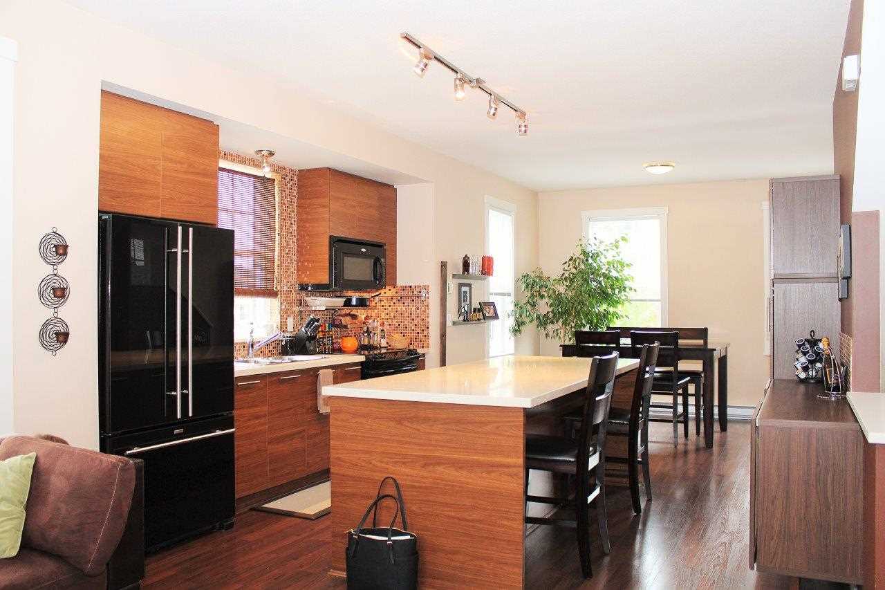 Main Photo: 55 7238 189 STREET in Surrey: Clayton Townhouse for sale (Cloverdale) : MLS®# R2073025