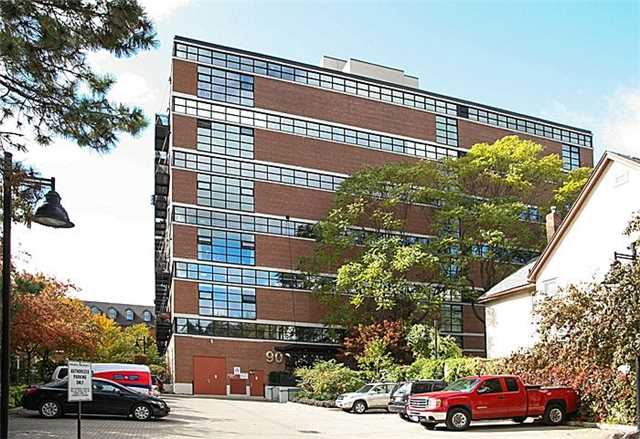 Main Photo: 90 Sumach St Unit #309 in Toronto: Regent Park Condo for sale (Toronto C08) : MLS(r) # C3380975