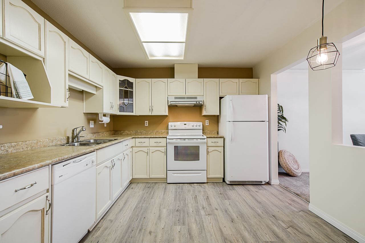 FEATURED LISTING: 305 - 19645 64 Avenue Langley