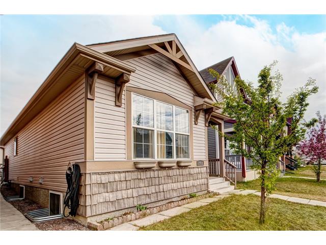 Main Photo: 2061 NEW BRIGHTON GD SE in Calgary: New Brighton House for sale : MLS®# C4062346