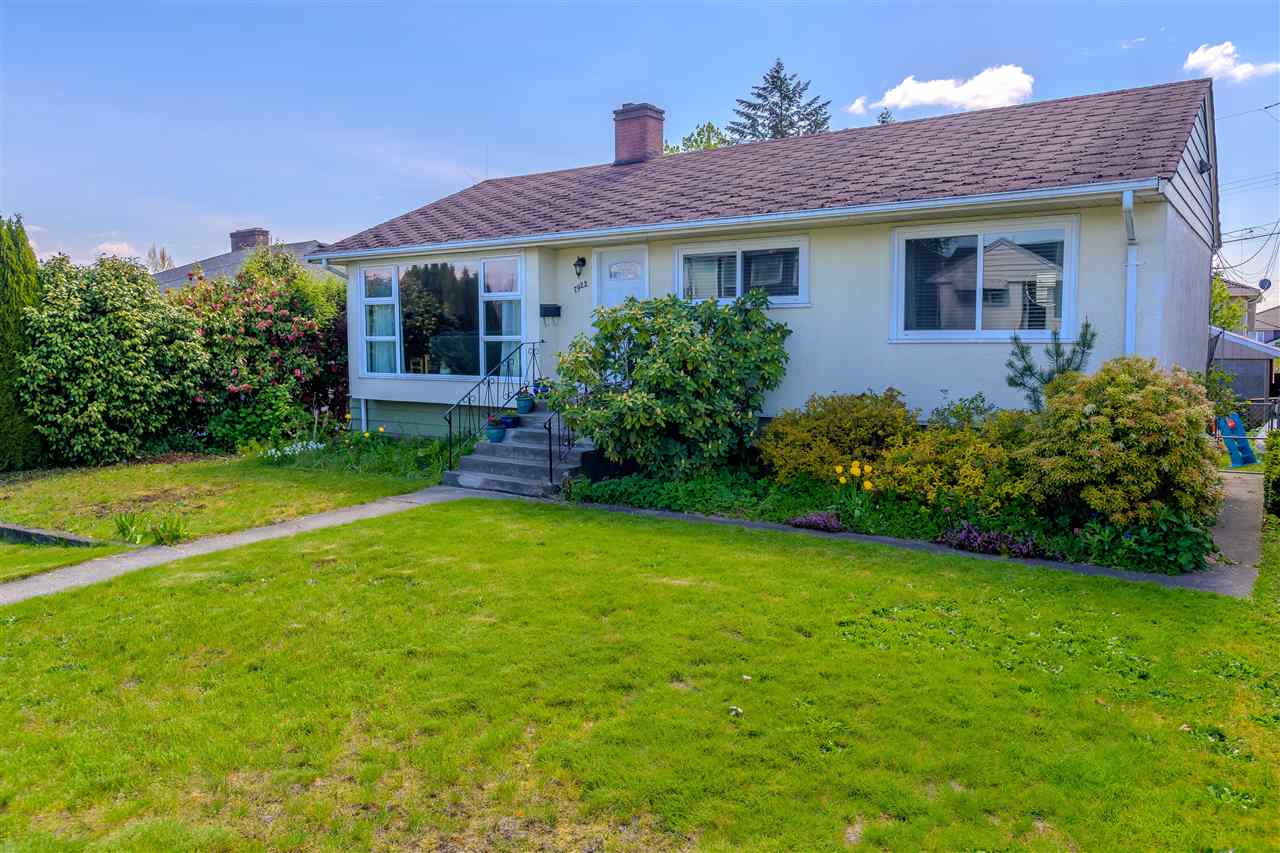 FEATURED LISTING: 7922 17TH Avenue Burnaby