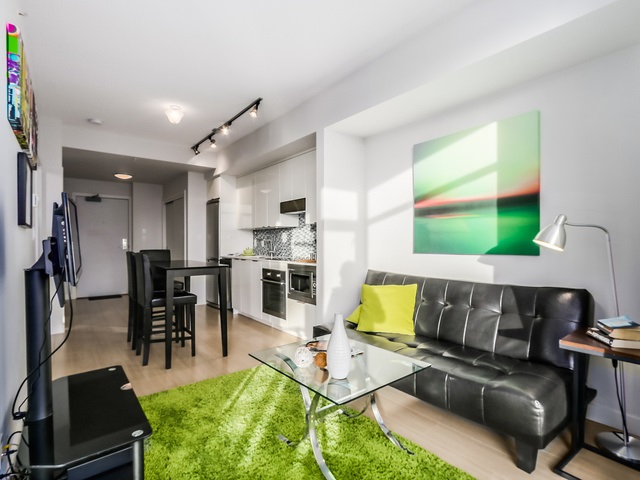 Main Photo: 307 2788 PRINCE EDWARD STREET in Vancouver: Mount Pleasant VE Condo for sale (Vancouver East) : MLS®# R2046304