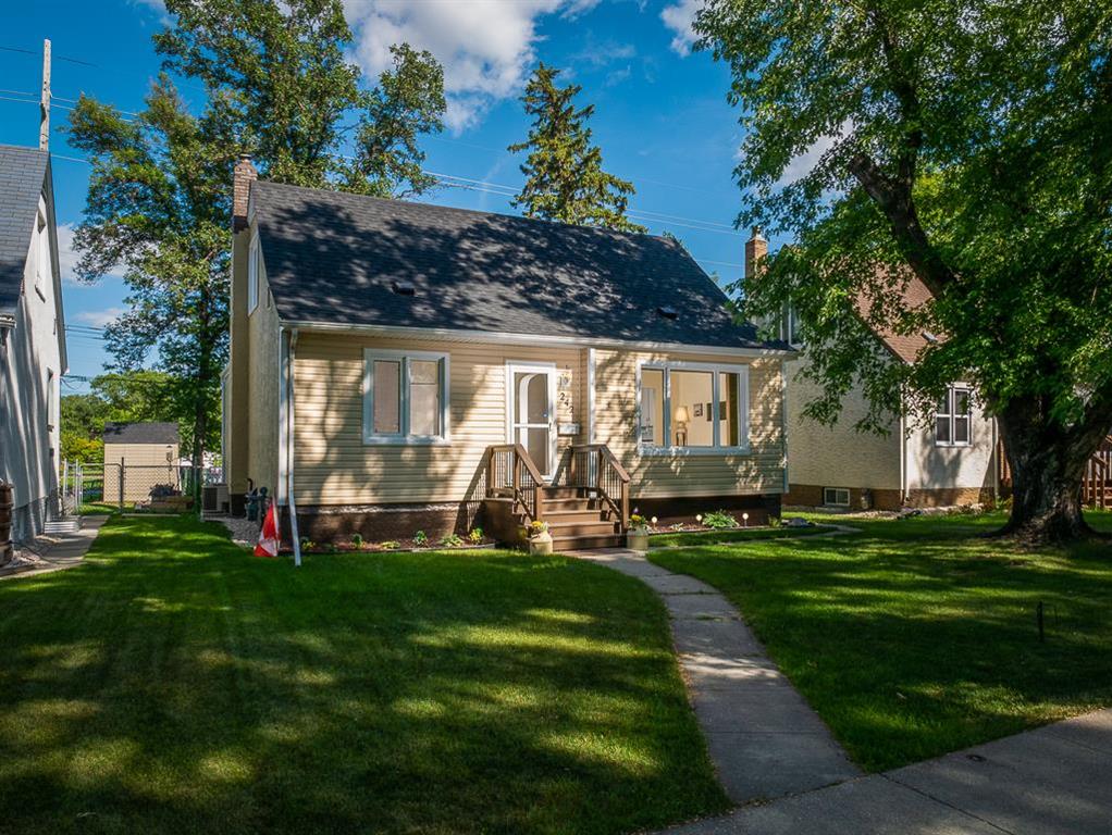 FEATURED LISTING: 242 Renfrew Street Winnipeg