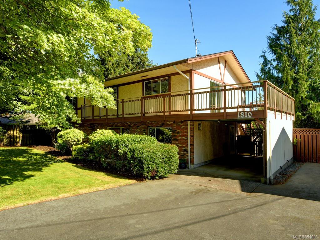 FEATURED LISTING: 1810 Grandview Dr