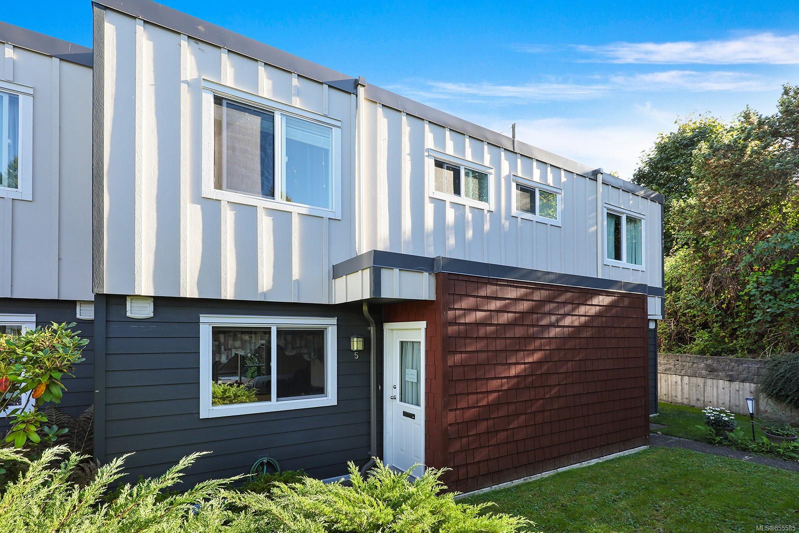FEATURED LISTING: 5 - 255 Anderton Ave