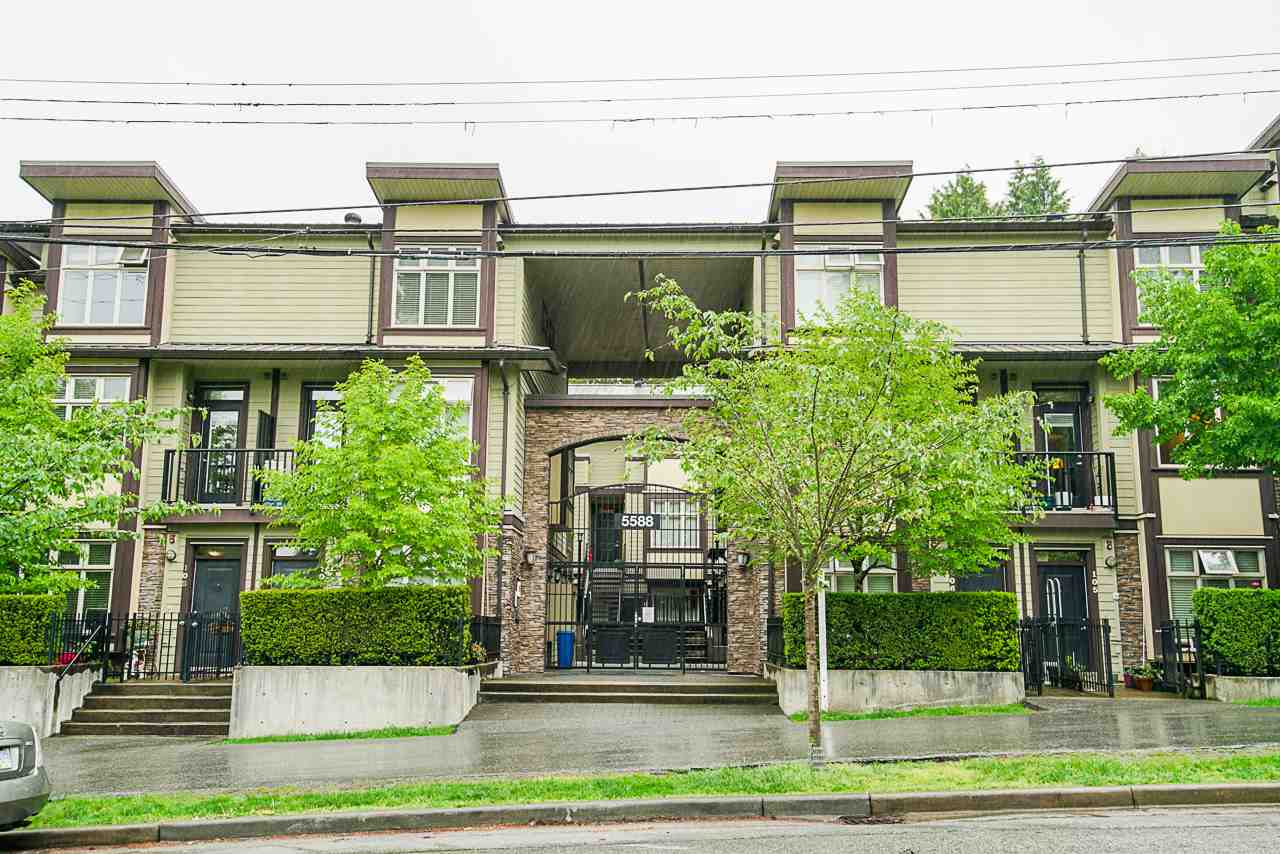 FEATURED LISTING: 101 - 5588 PATTERSON Avenue Burnaby