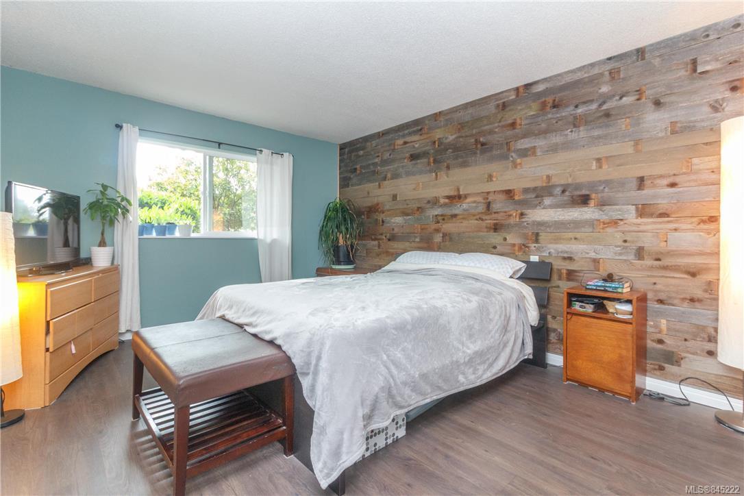 FEATURED LISTING: 201 - 3252 Glasgow Ave Saanich