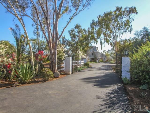 FEATURED LISTING: 16544 Franzen Farm Rd San Diego