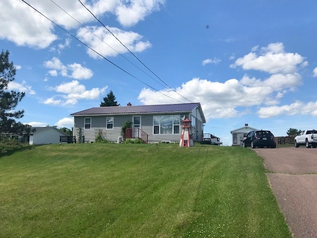FEATURED LISTING: 2015 Hwy 6 Truemanville