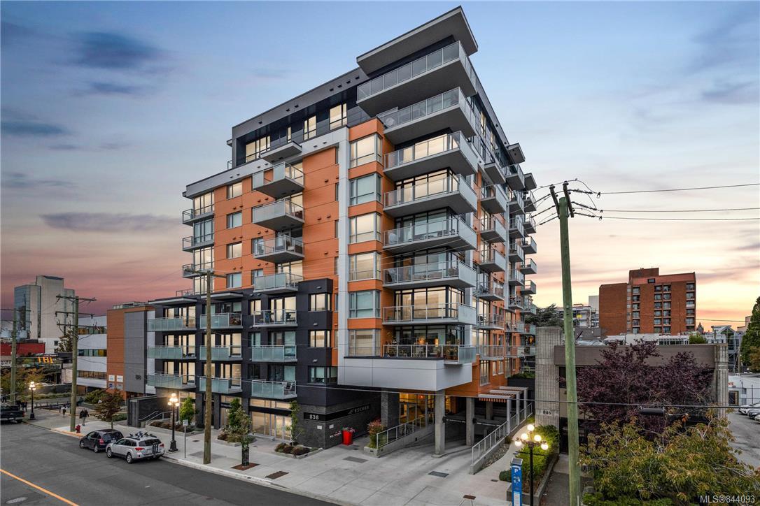 FEATURED LISTING: 410 - 838 Broughton St Victoria