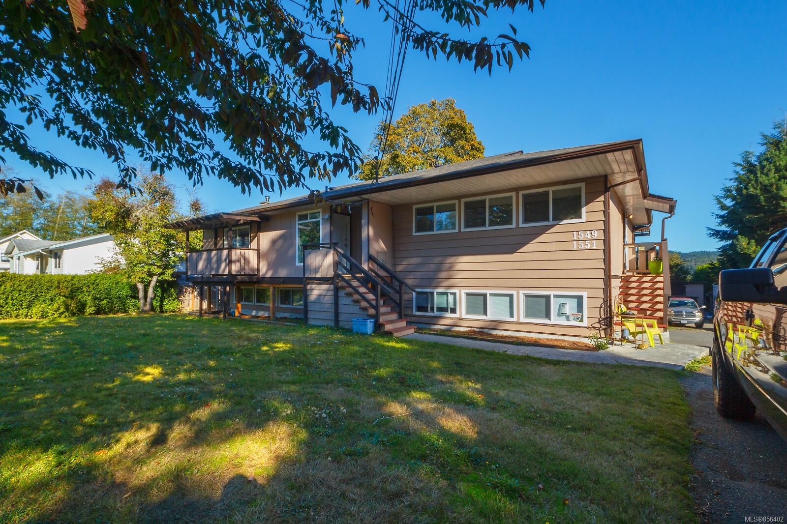 FEATURED LISTING: 1549 Dufour Rd