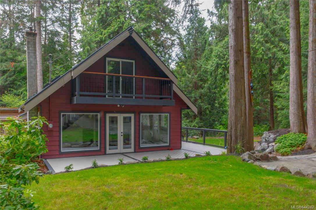 FEATURED LISTING: 2680 Sunny Glades Lane Shawnigan Lake